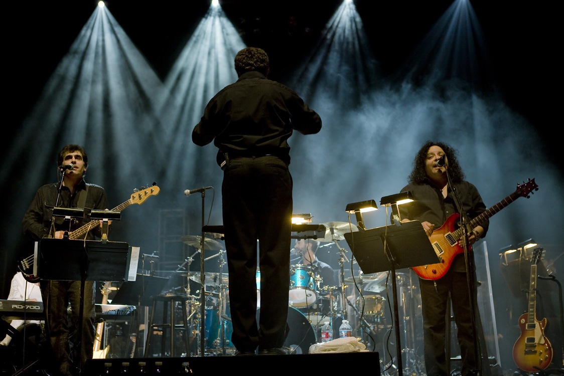 Brent Havens with orchestra band